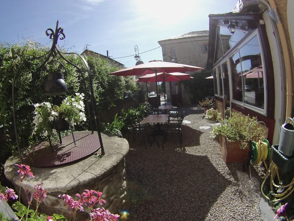 L'Auberge Catalane Latour-de-Carol Exterior photo